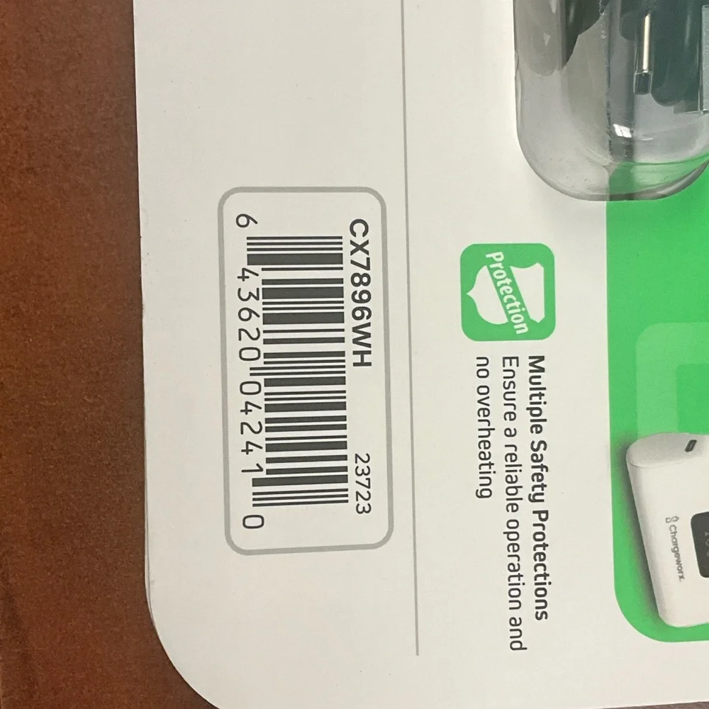 White Fast Charging Power Bank with USB-C Connector